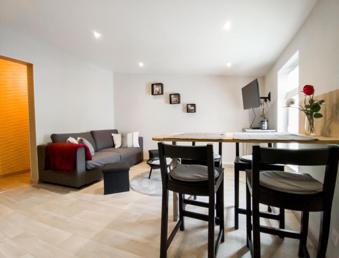 Chaleureux Appartement A Deux Pas Du Centre-Ville De Castillon, De La Dordogne Et Proche Saint-Emilion 외부 사진